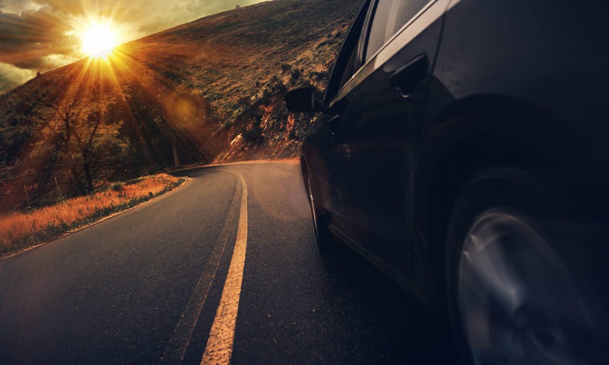 summer-highway-drive-1250x750